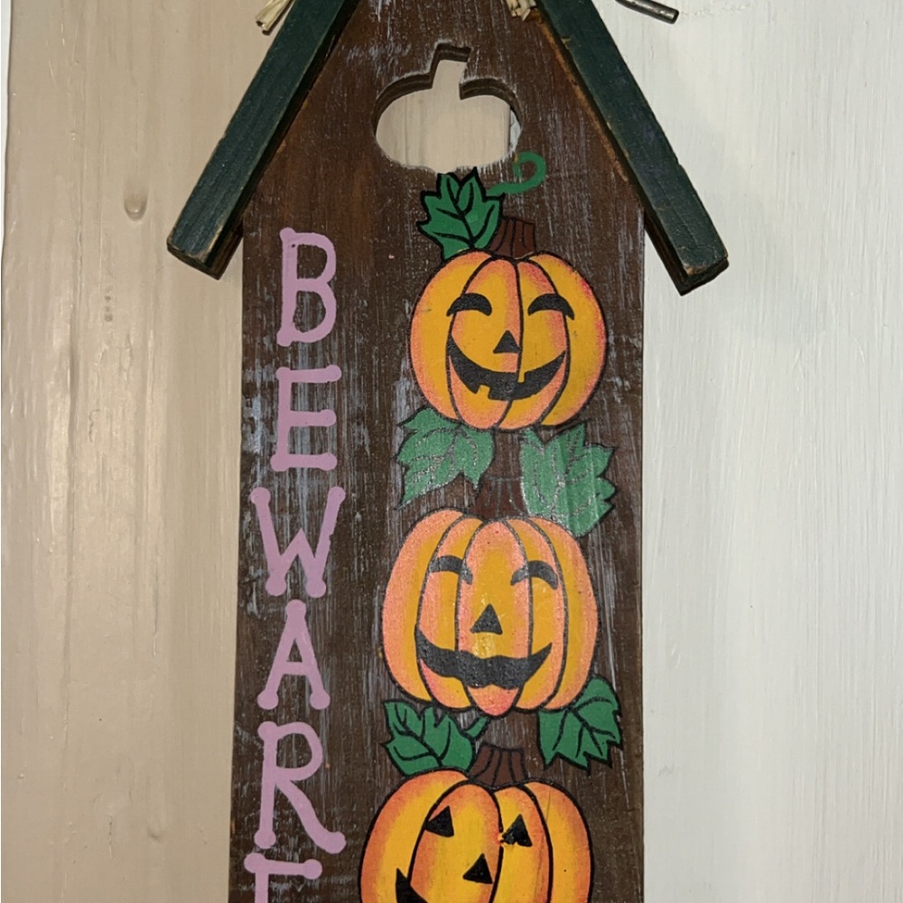 Vintage Halloween Pumpkin Wall Decor